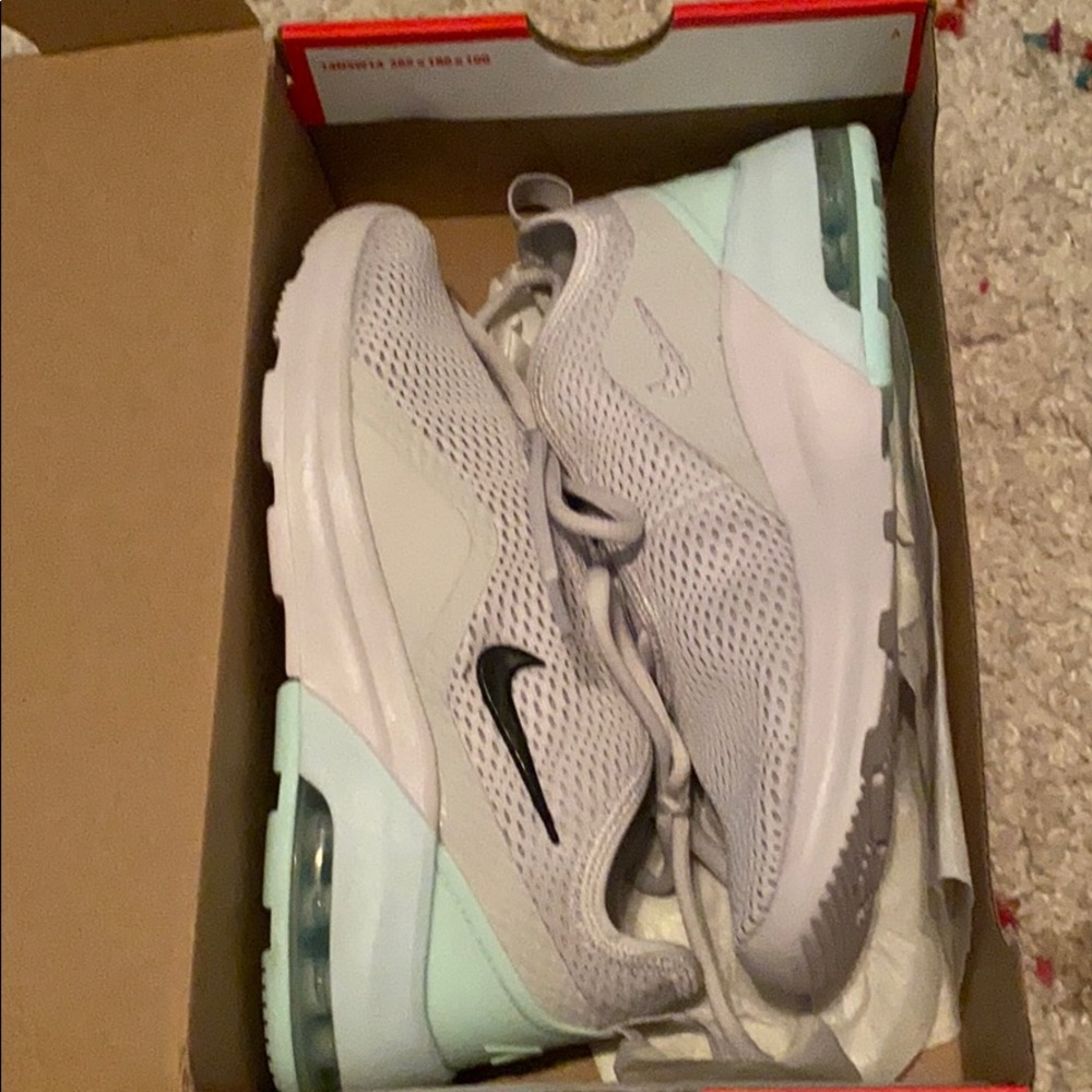 Nike Air Max Motion